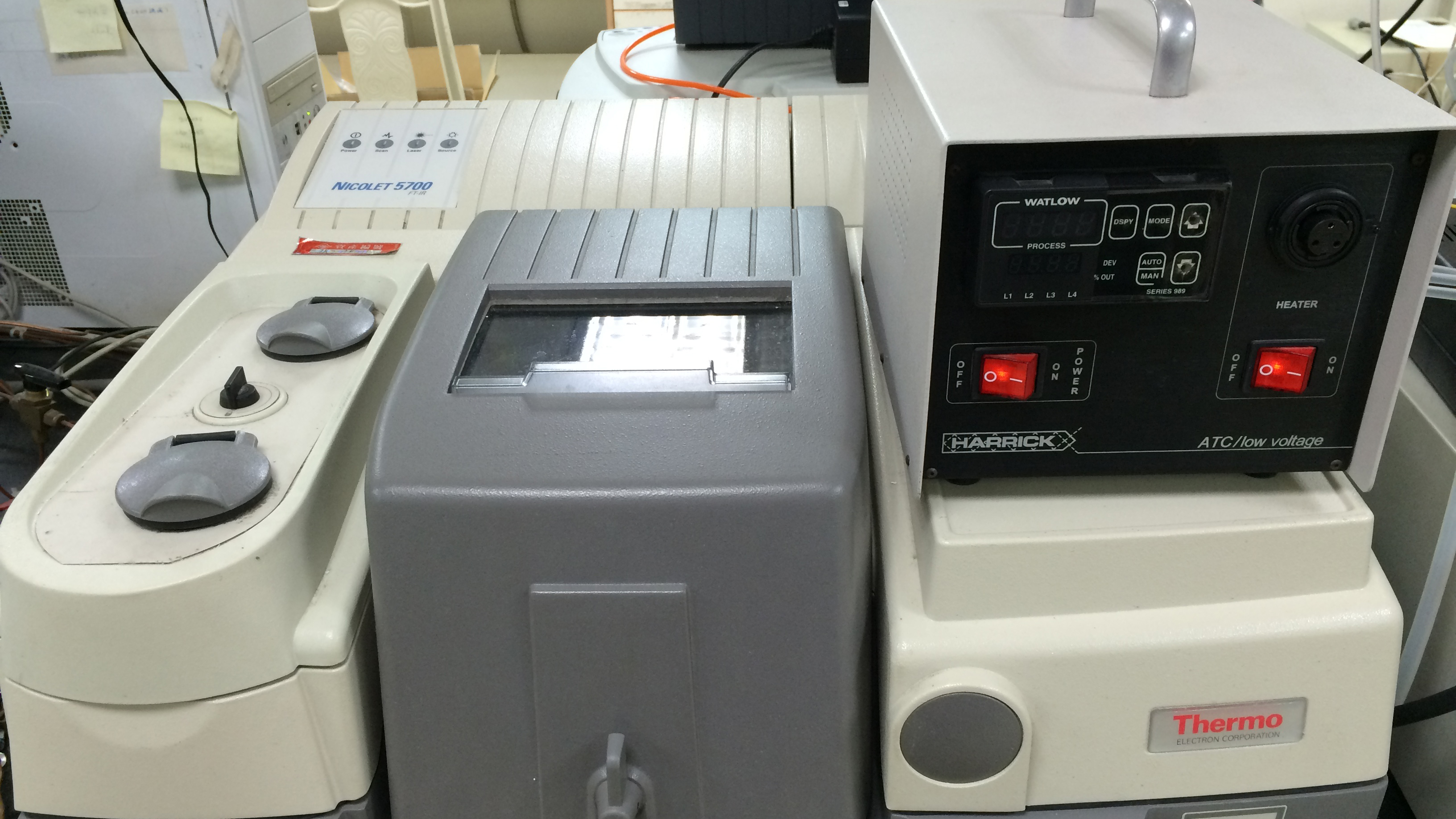 Fourier Transform Infrared Spectrometer